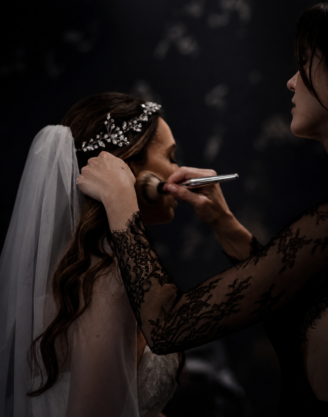 Detalle editorial premium para servicios de novia y eventos privados
